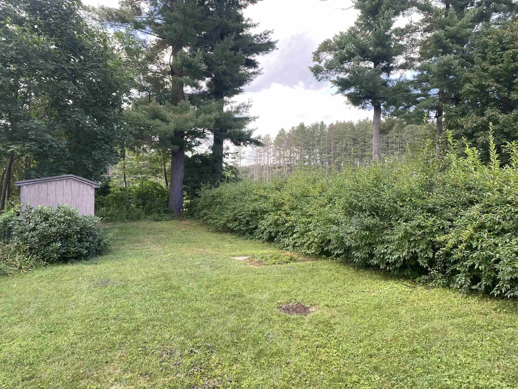 8 Newman Street Keene NH 03431