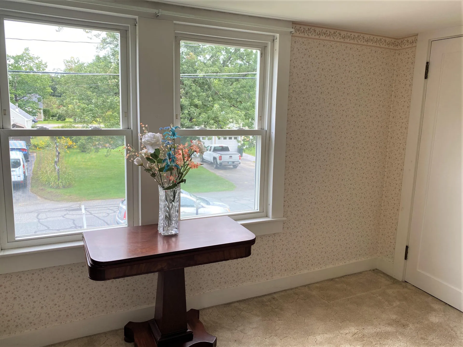 8 Newman Street Keene NH 03431