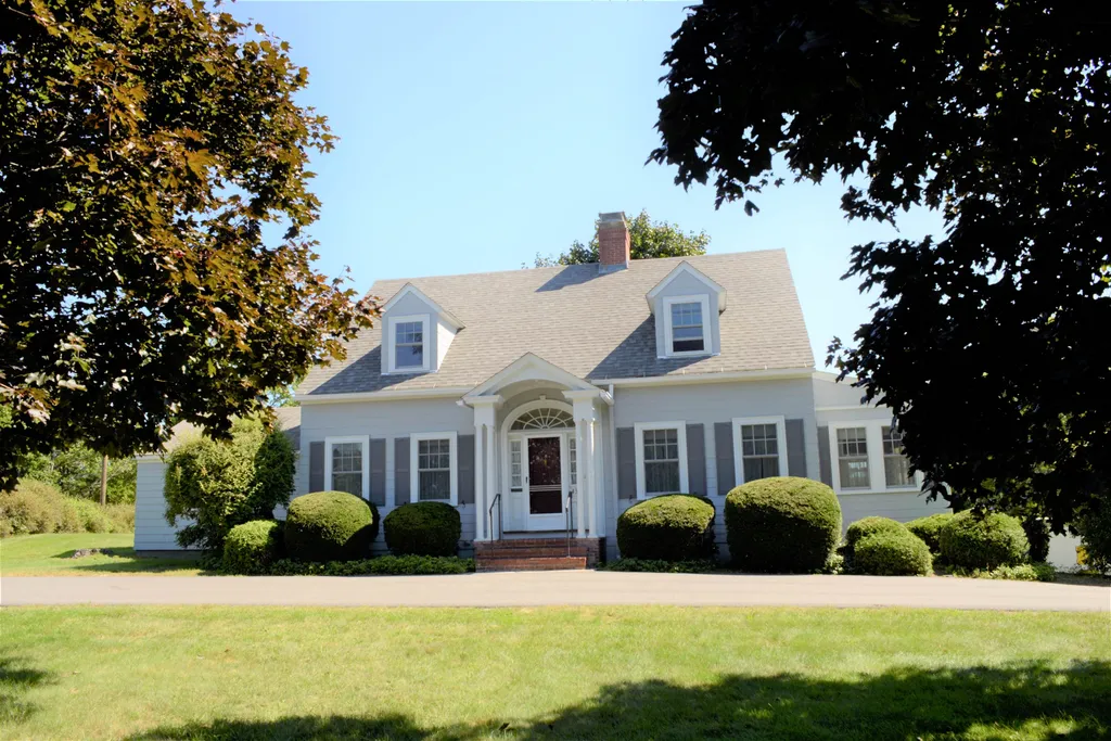 437 Lafayette Road Portsmouth NH 03801