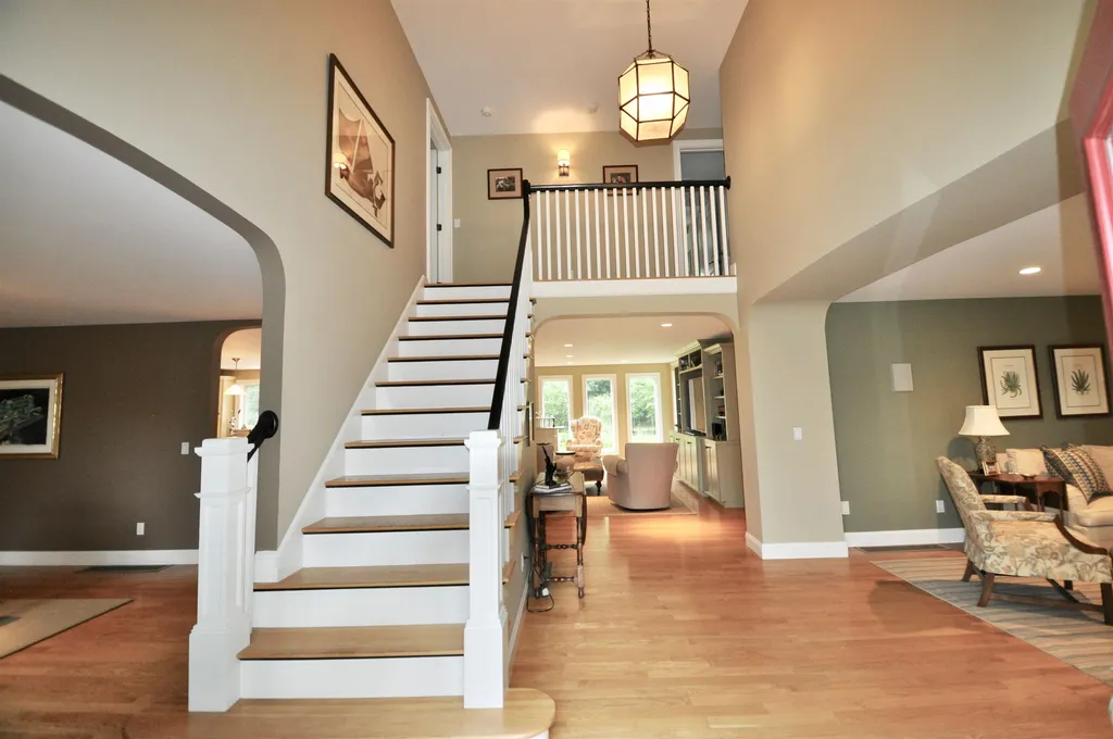 55 Milton Place Hollis NH 03049