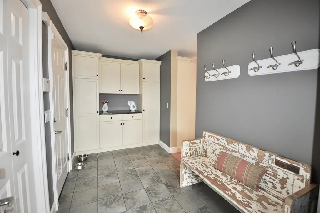 55 Milton Place Hollis NH 03049