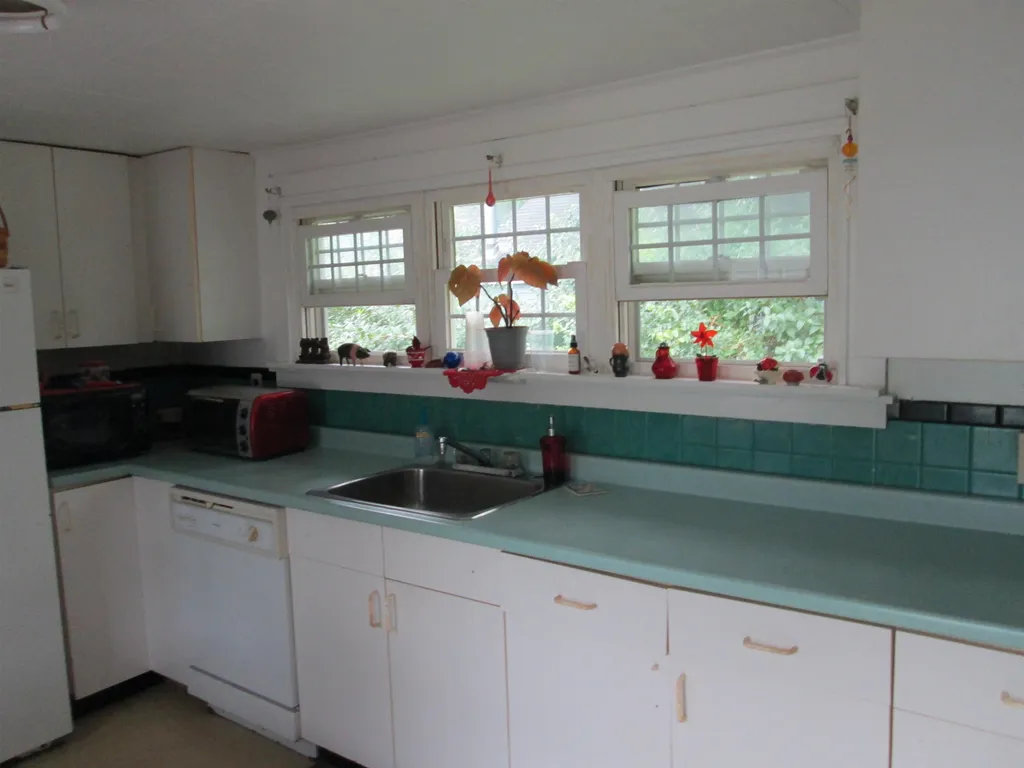96 Littleworth Road Dover NH 03820