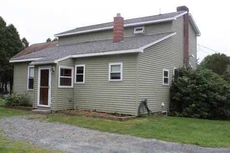 6 Gardner Lane Enfield NH 03748