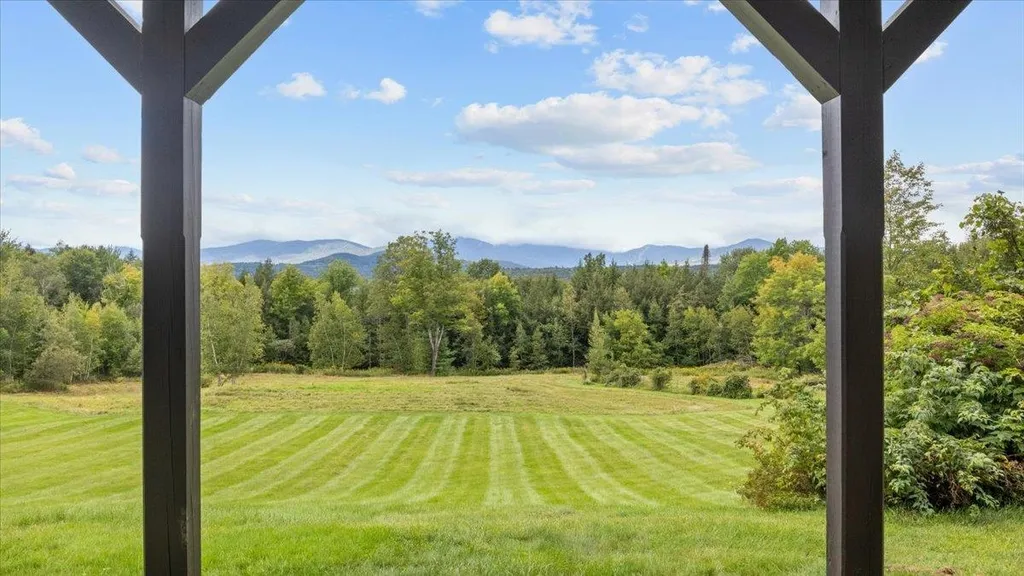 239 Tall Pines Lane Stowe VT 05672