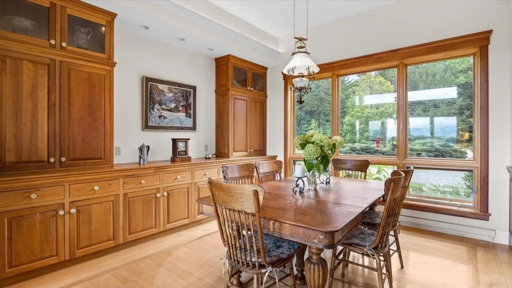 239 Tall Pines Lane Stowe VT 05672