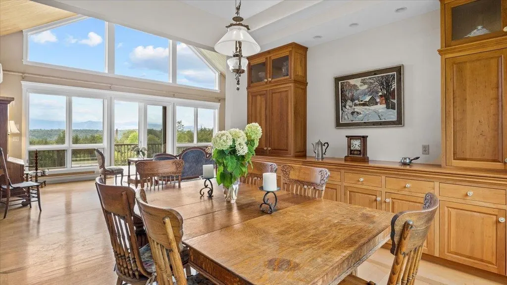 239 Tall Pines Lane Stowe VT 05672