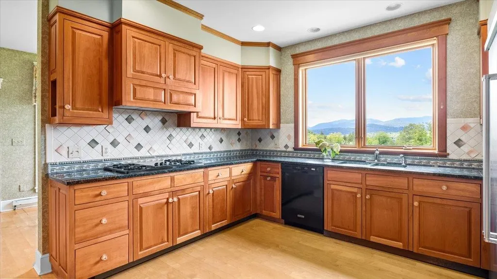 239 Tall Pines Lane Stowe VT 05672