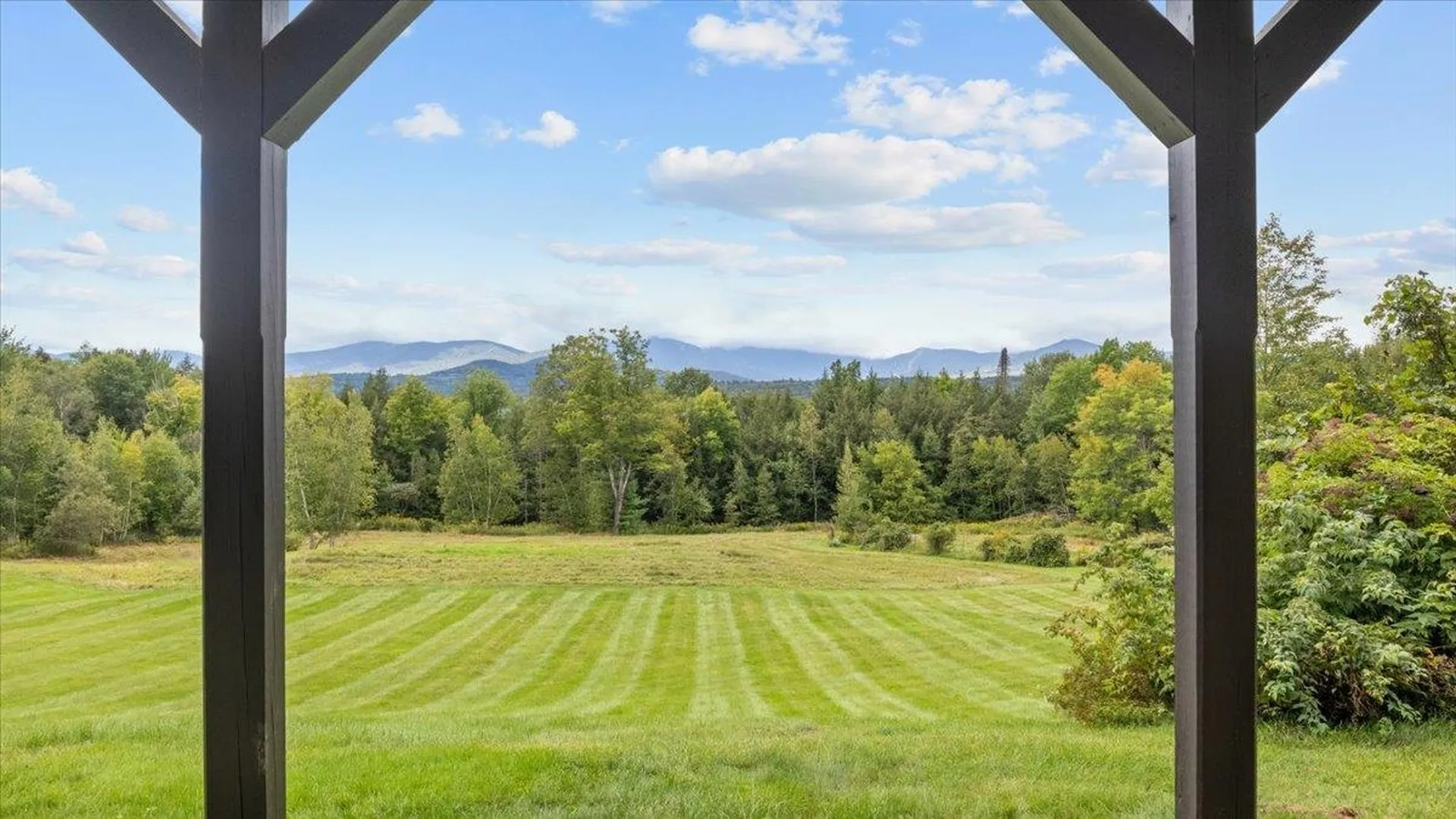 239 Tall Pines Lane Stowe VT 05672