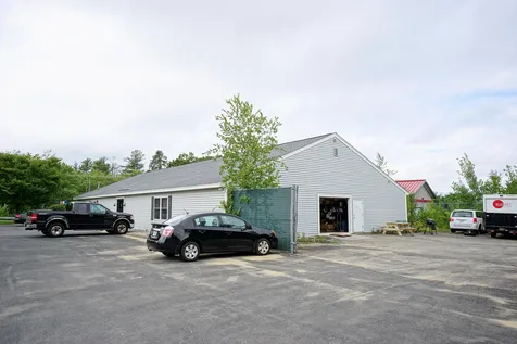 542 Harvey Road Manchester NH 03103