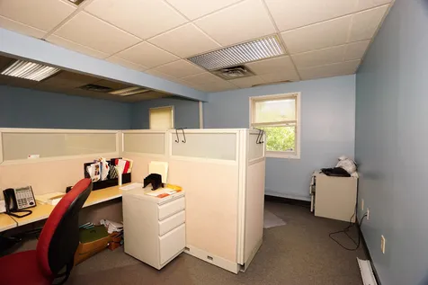 542 Harvey Road Manchester NH 03103