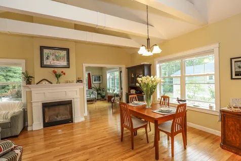 16 Honeycomb Way Newmarket NH 03857