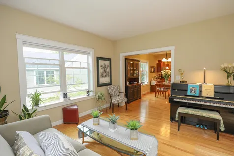 16 Honeycomb Way Newmarket NH 03857