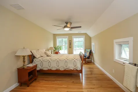 16 Honeycomb Way Newmarket NH 03857