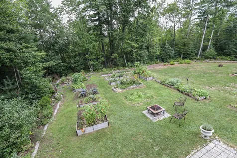 16 Honeycomb Way Newmarket NH 03857