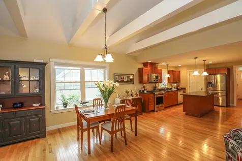 16 Honeycomb Way Newmarket NH 03857