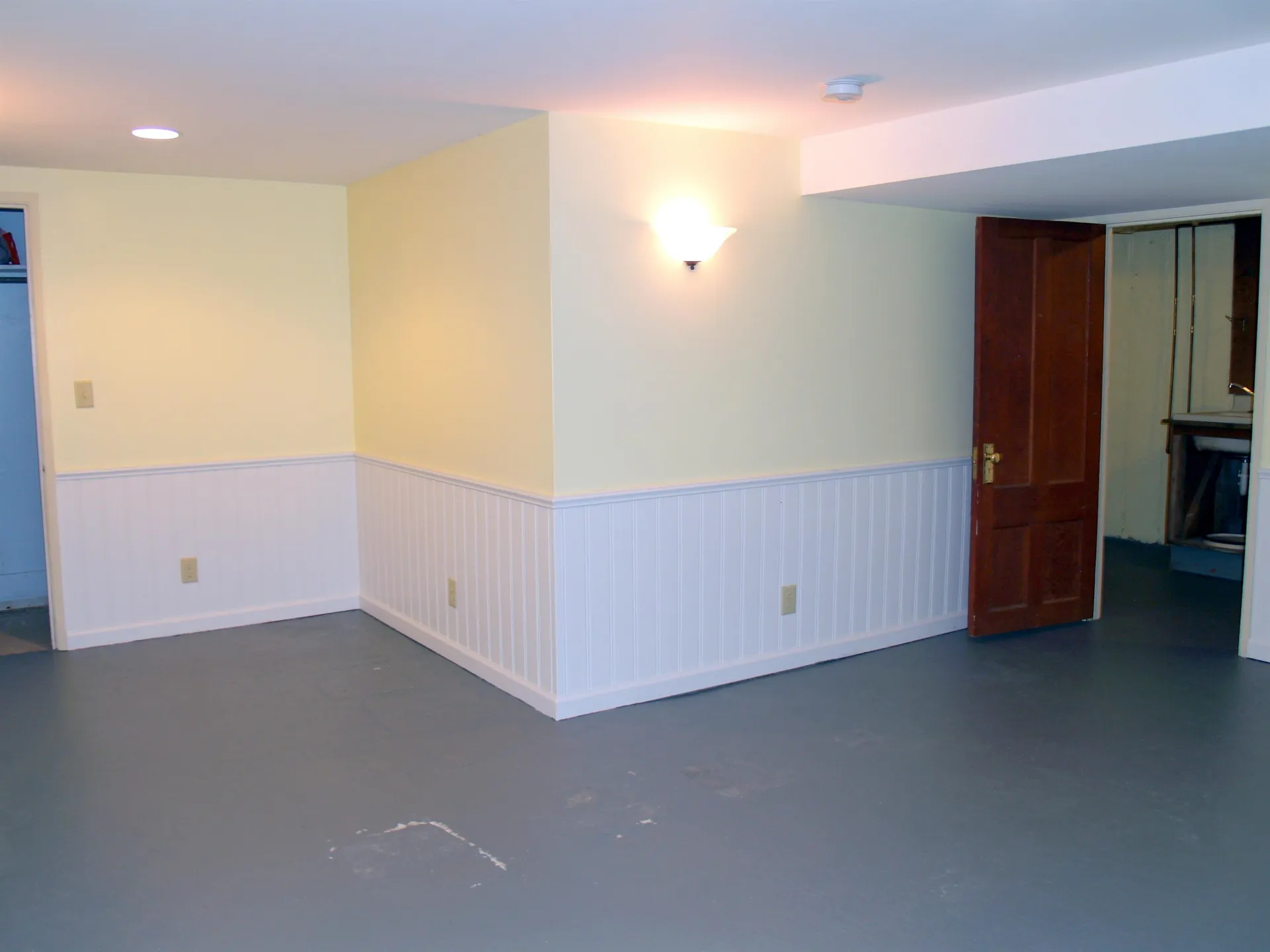 14 Swan Avenue Bedford NH 03110