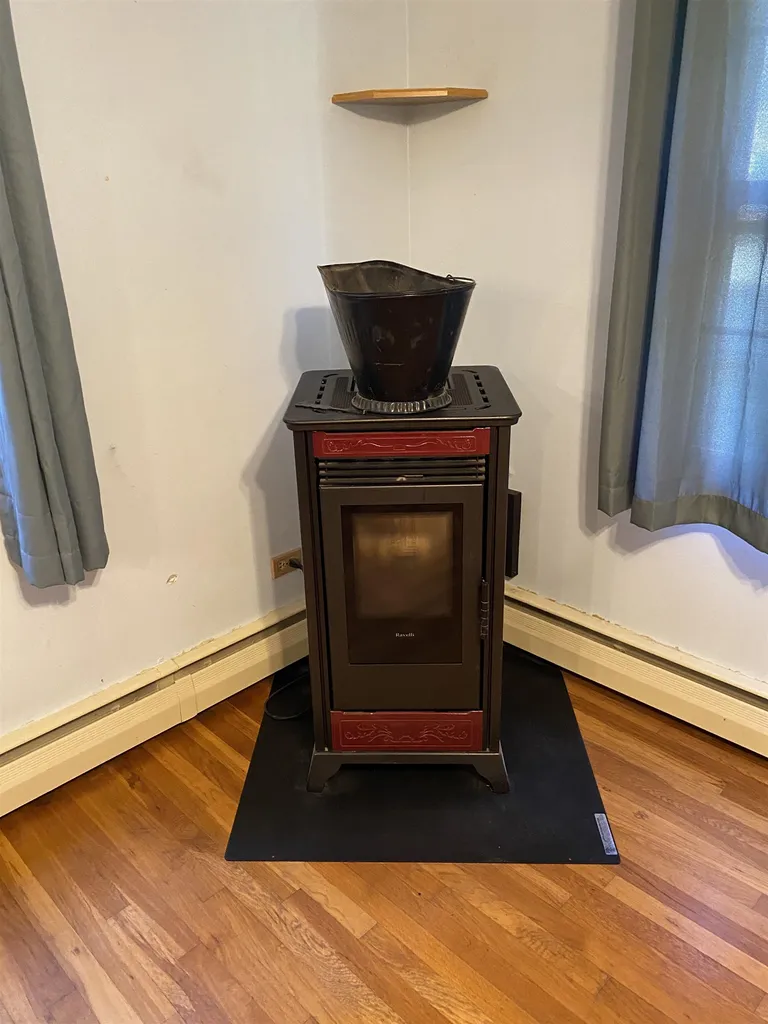 36 E Diane Drive Keene NH 03431
