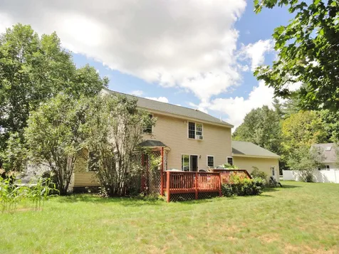 33 Heather Lane Concord NH 03301