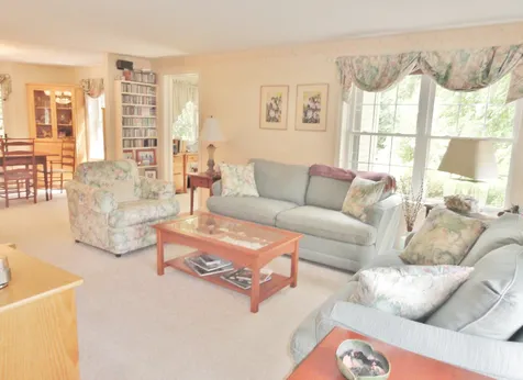 33 Heather Lane Concord NH 03301