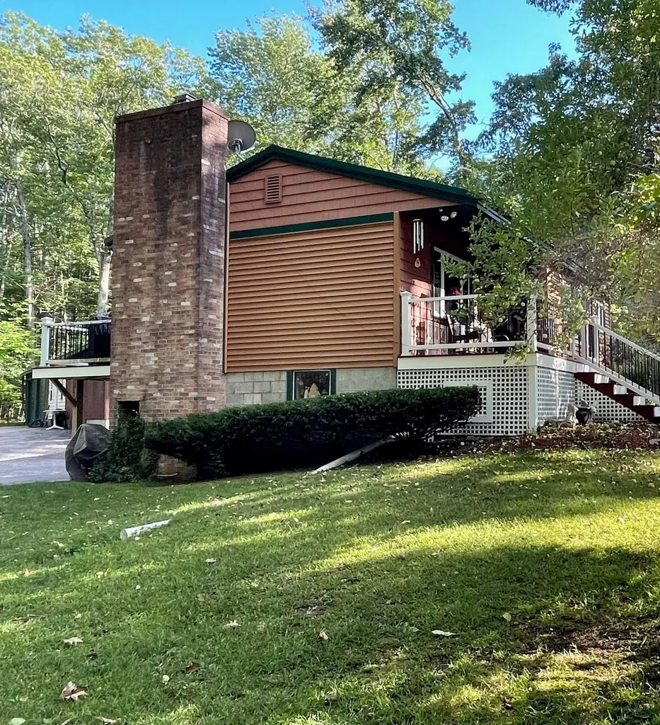 21 Hillcrest Drive Rochester NH 03867