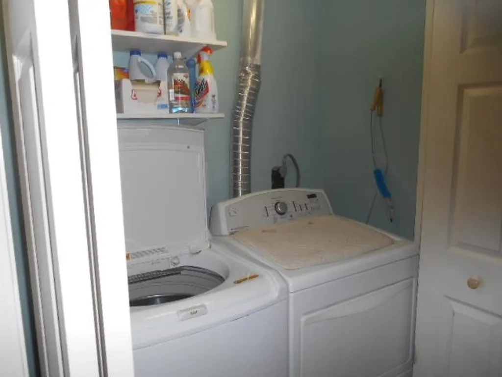 21 Hillcrest Drive Rochester NH 03867