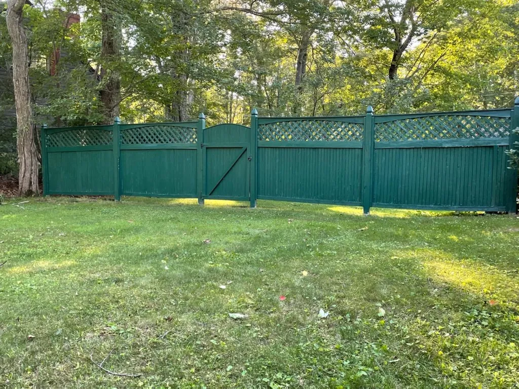 21 Hillcrest Drive Rochester NH 03867