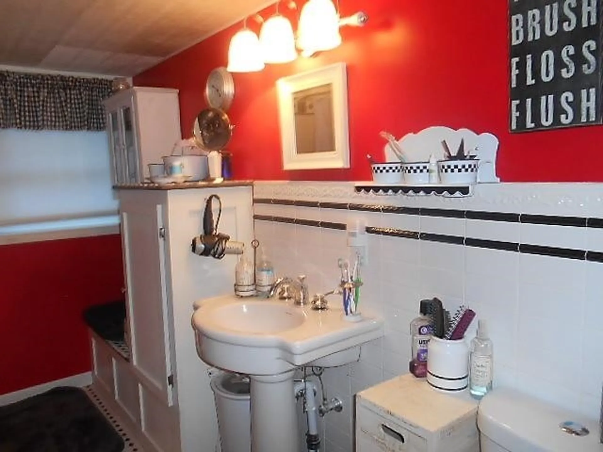 21 Hillcrest Drive Rochester NH 03867