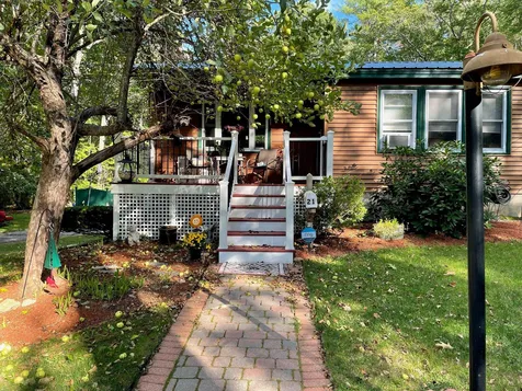 21 Hillcrest Drive Rochester NH 03867