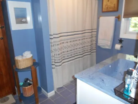 21 Hillcrest Drive Rochester NH 03867