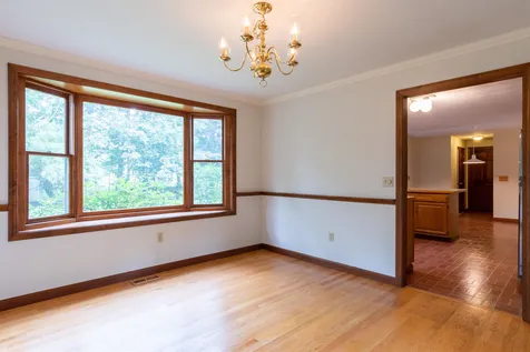 144 Coburn Avenue Nashua NH 03063