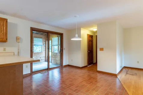 144 Coburn Avenue Nashua NH 03063