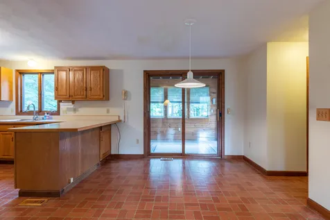 144 Coburn Avenue Nashua NH 03063