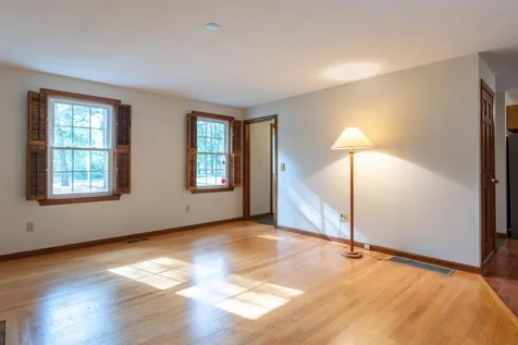 144 Coburn Avenue Nashua NH 03063