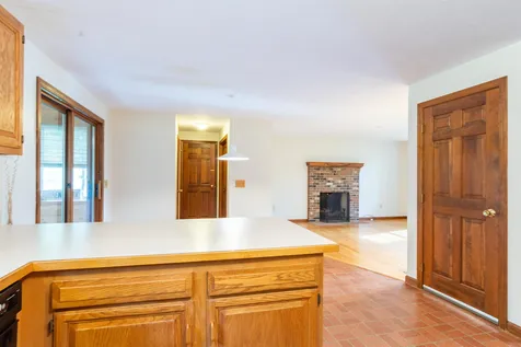 144 Coburn Avenue Nashua NH 03063