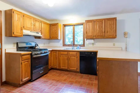 144 Coburn Avenue Nashua NH 03063