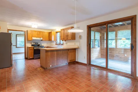 144 Coburn Avenue Nashua NH 03063