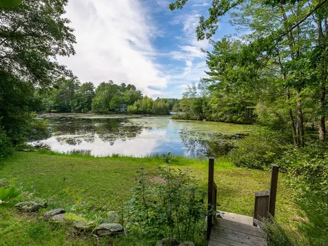 47 New Hampshire Drive Webster NH 03303