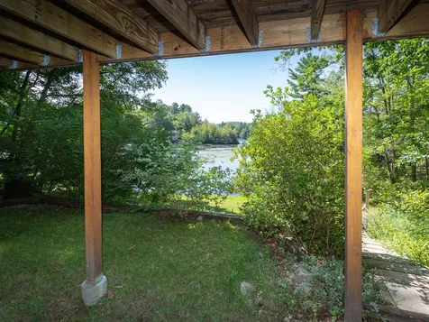 47 New Hampshire Drive Webster NH 03303