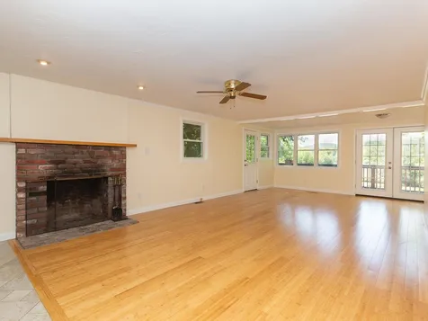 47 New Hampshire Drive Webster NH 03303
