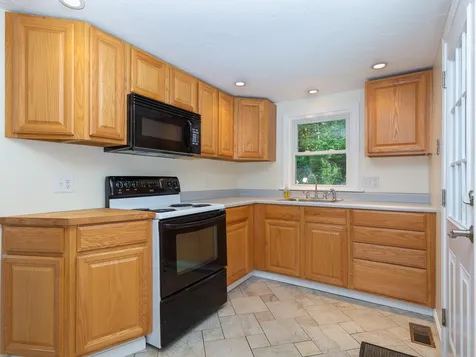 47 New Hampshire Drive Webster NH 03303