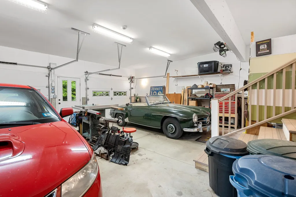 39d Kaufmann Drive Peterborough NH 03458