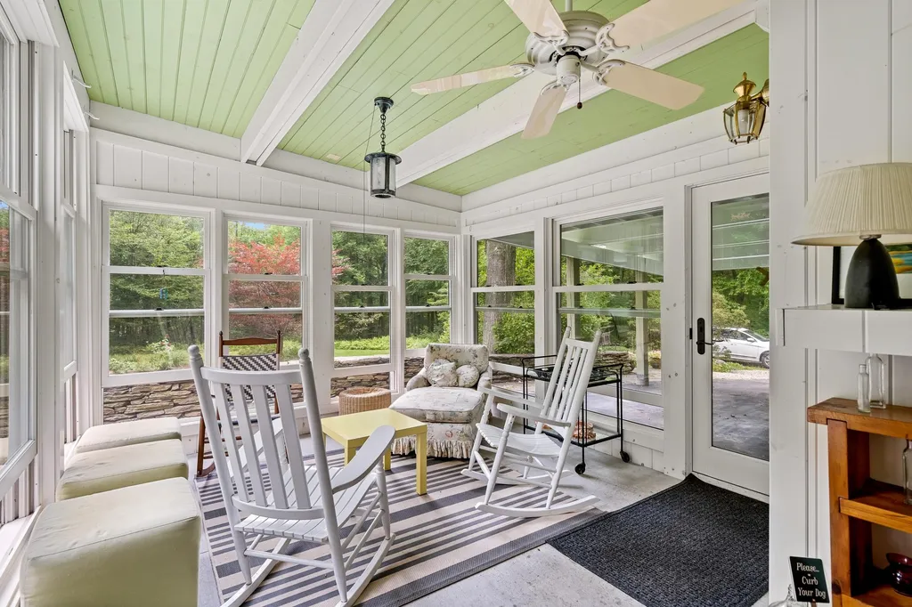 39d Kaufmann Drive Peterborough NH 03458