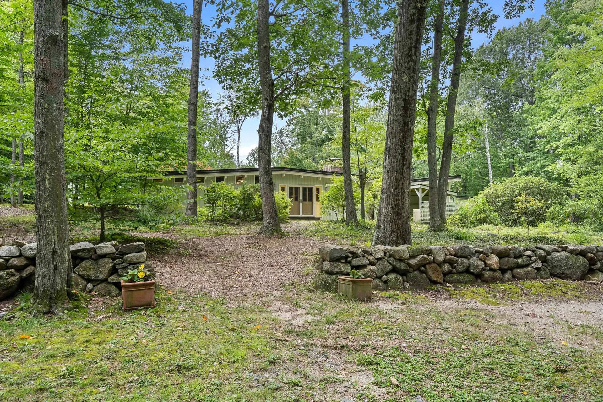 39d Kaufmann Drive Peterborough NH 03458