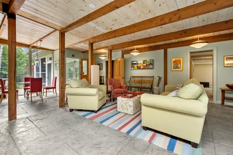 39d Kaufmann Drive Peterborough NH 03458