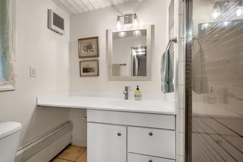 39d Kaufmann Drive Peterborough NH 03458
