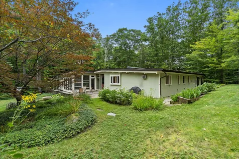 39d Kaufmann Drive Peterborough NH 03458