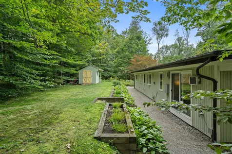 39d Kaufmann Drive Peterborough NH 03458
