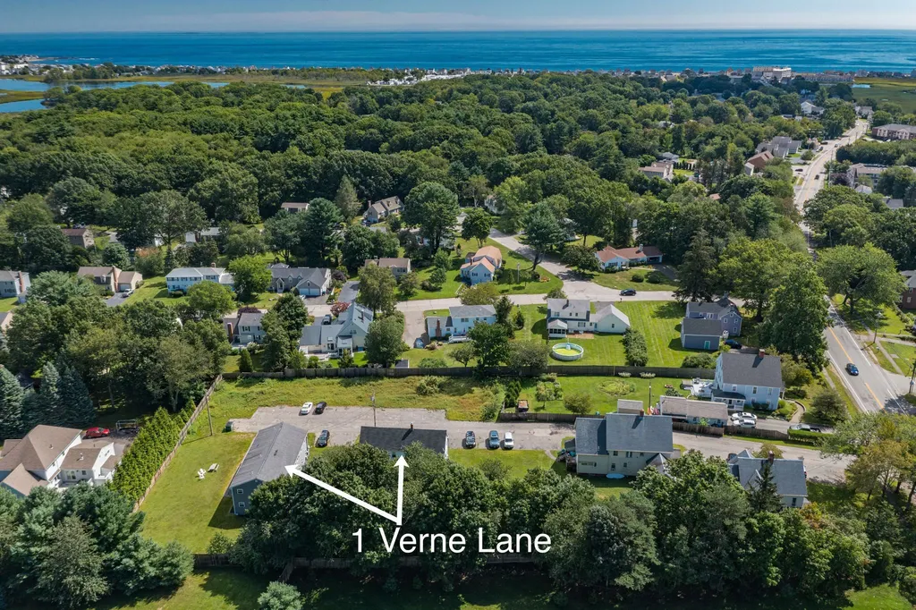 1 Verne Lane Hampton NH 03842