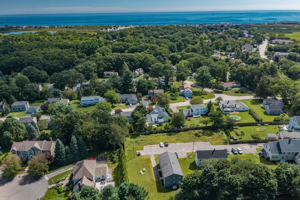 1 Verne Lane Hampton NH 03842