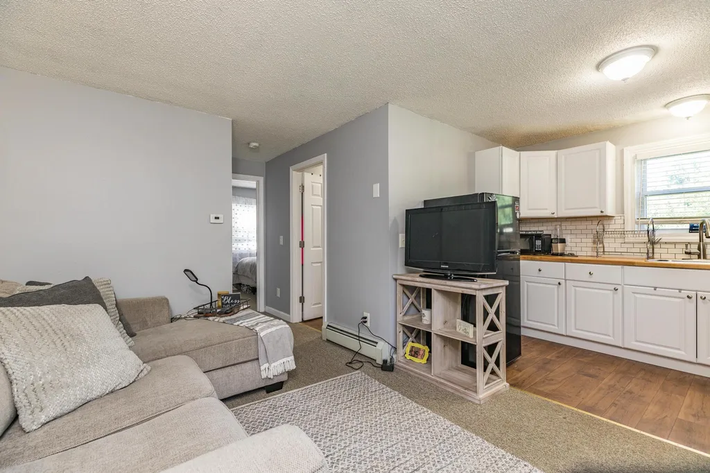 1 Verne Lane Hampton NH 03842